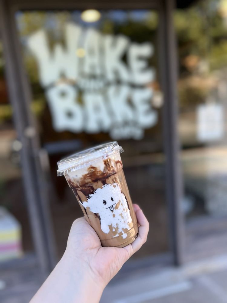 Wake And Bake Cafe Logo