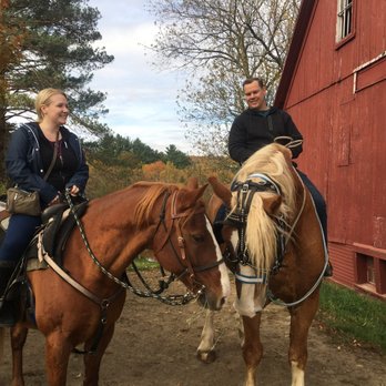 Franconia Notch Stables - Horseback Riding Near Me - Franconia, New Hampshire