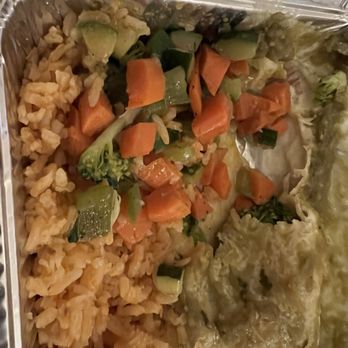 Agave Mexican Bistro - Veggie burrito - Mexican Near Me - Mountain View, California