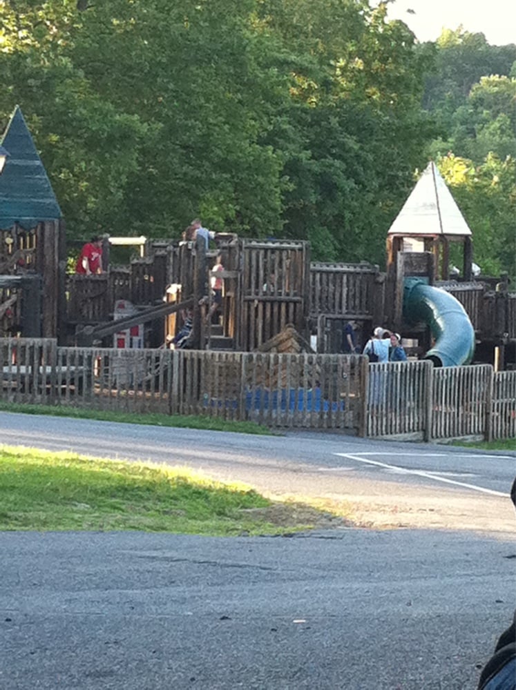 Loyd H. Roland Memorial Park Image
