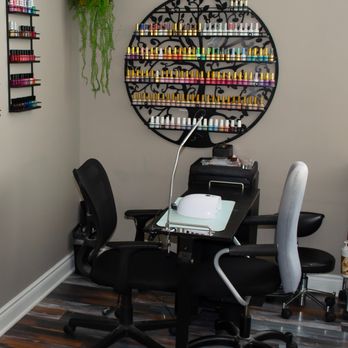 Capelli's Hair Salon - Nail Salons Near Me - Mars, Pennsylvania Capelli's Hair Salon - Nail Salons Near Me - Mars, Pennsylvania