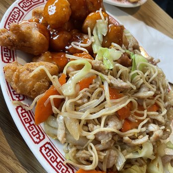 Joy Garden - Pork chow mein and spicy orange pork - Chinese Near Me - Meridian, Idaho