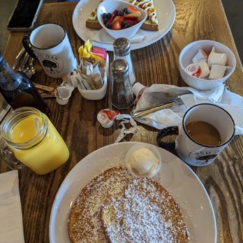 Red Oak Cafe - French toast and guacamole toast w/fried egg - Breakfast & Brunch Near Me - League City, Texas