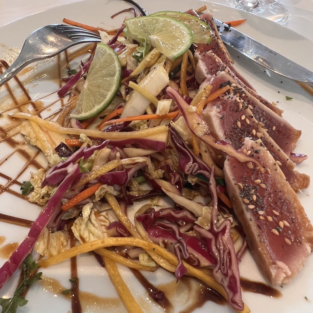 Cap Riviera - Tuna with julienned vegetables and miso dressing. - French Near Me - Antibes Juan Les Pins, 06