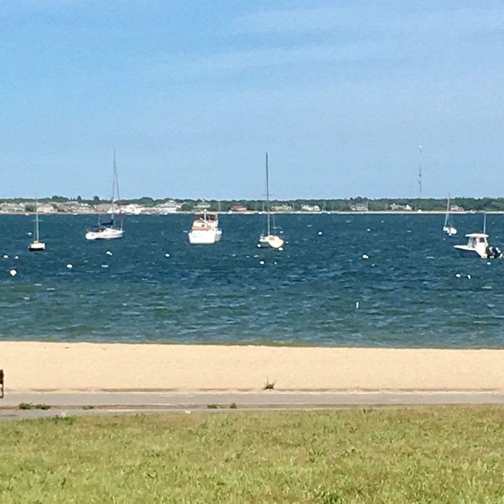 Veteran's Beach - Beaches Near Me - Barnstable, Massachusetts