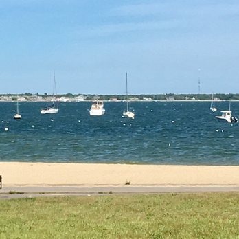 Veteran's Beach - Beaches Near Me - Barnstable, Massachusetts