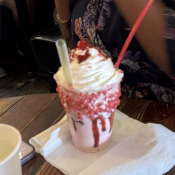 Pioneer Saloon - Strawberry Milkshake - Bars Near Me - Goodsprings, Nevada