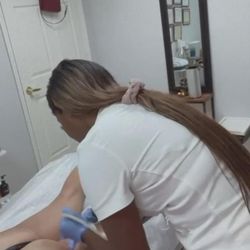 Nicky Massage Therapy - Therapeutic Massages
Swedish massage
Deep tissue massage
Sports massage
Trigger point massage