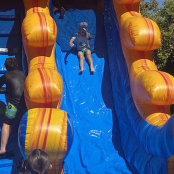 William's Bounce House's - 1st year renting from William's Bounce Houses - Bounce House Rentals Near Me William's Bounce House's - 1st year renting from William's Bounce Houses - Bounce House Rentals Near Me