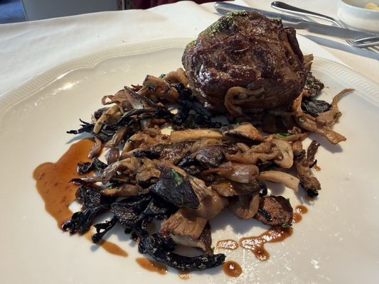 Brasserie du Louvre by null