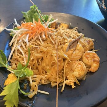 Love Thai Restaurant  - Thai Near Me - Concord, California