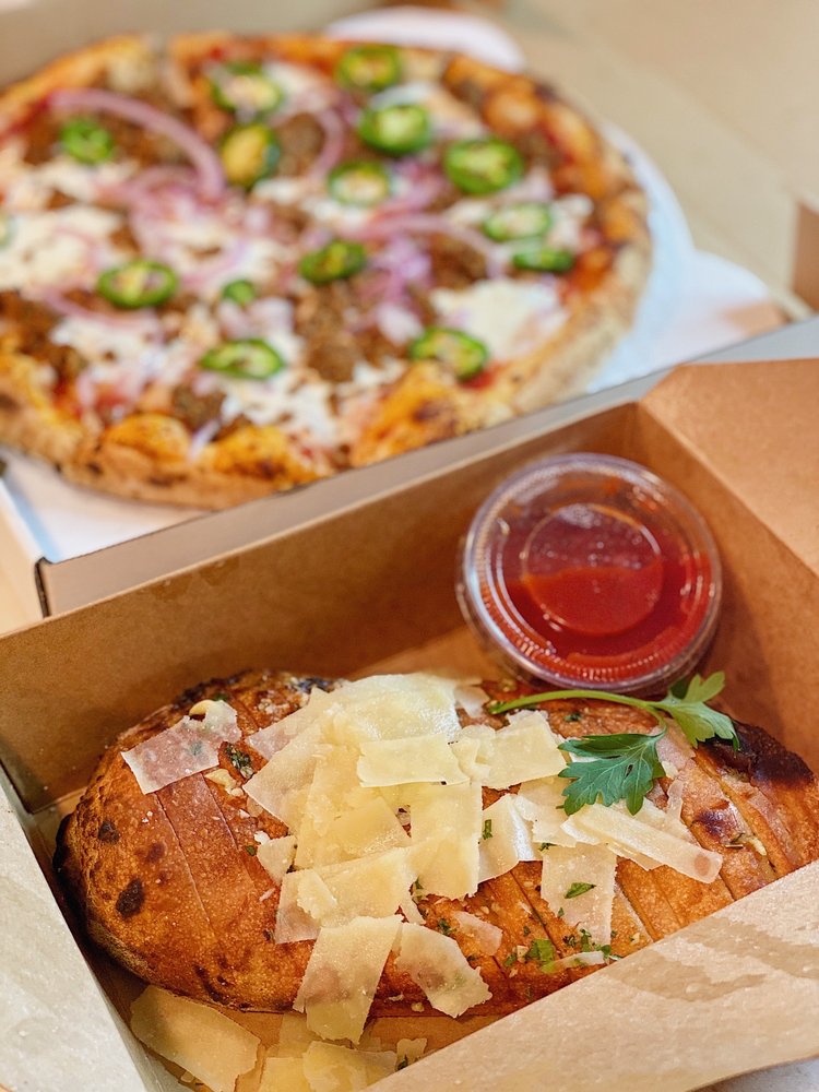 Bollo Woodfired Pizza