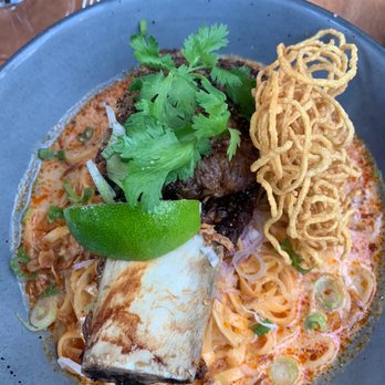 Pusadee's Garden - Short rib pad Thai - Thai Near Me - Pittsburgh, Pennsylvania