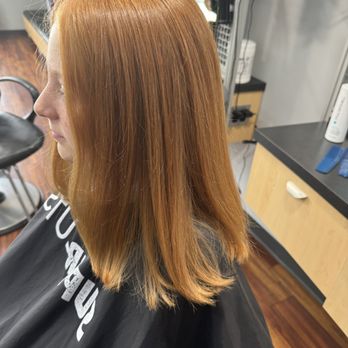 Acolorist - Hair Stylists Near Me