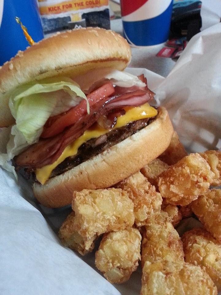 VALLEY LANES BOWLING AND ARCADE Updated August 2024 740 E Riverside