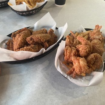 The Shake Seafood - Lemon pepper wings & fried shrimp - Seafood Near Me - Philadelphia, Pennsylvania The Shake Seafood - Lemon pepper wings & fried shrimp - Seafood Near Me - Philadelphia, Pennsylvania