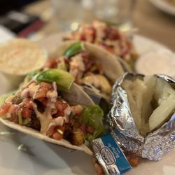 Artie's South Shore Fish Market & Restaurant - Blackened fish tacos