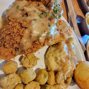 Cracker Barrel Old Country Store - Saturday special, pork chops - American Near Me - Gallup, New Mexico