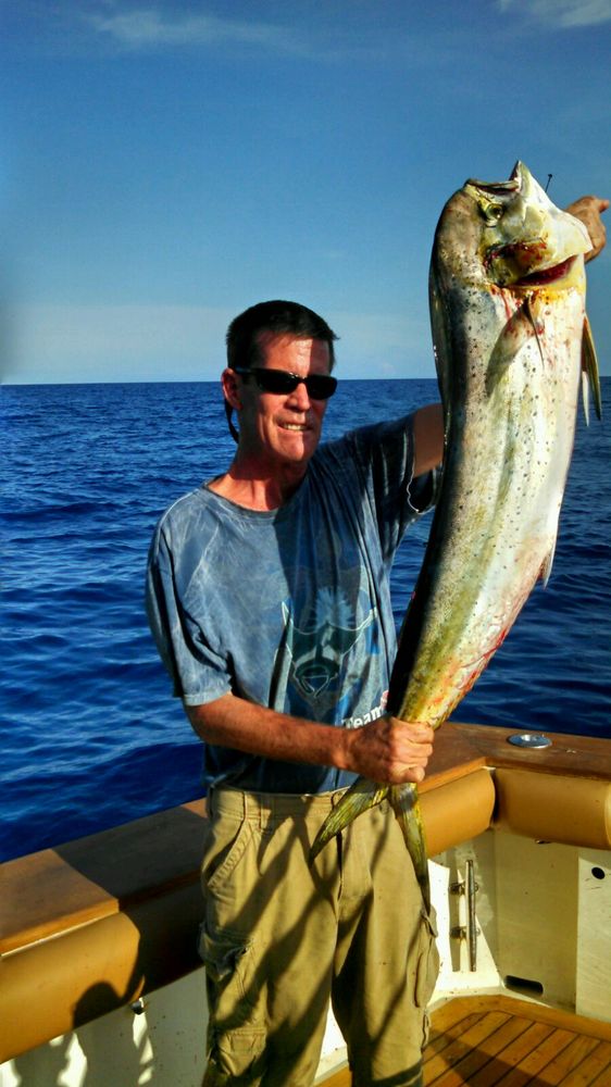 Full Circle Sport Fishing Logo