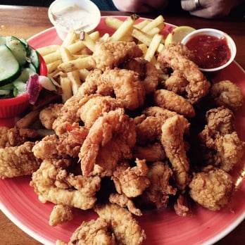 Surf Hut - Captains Platter - Seafood Near Me - Destin, Florida