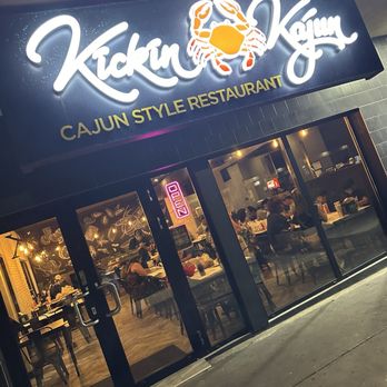 Kickin Kajun - Front of restaurant - Cajun/Creole Near Me - Honolulu, Hawaii