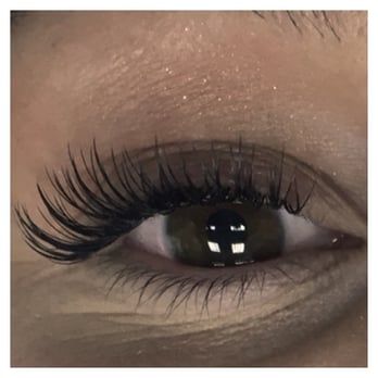 Doll in a Dash - Eyelash Service Near Me - Chicago, Illinois Doll in a Dash - Eyelash Service Near Me - Chicago, Illinois