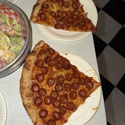 Shorty's Pizza - Pepperoni slices