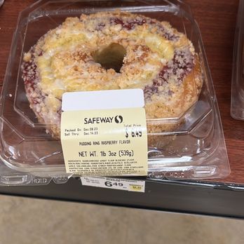 Safeway - a close up of a donut in a plastic container - Grocery Near Me - Everett, Washington Safeway - a close up of a donut in a plastic container - Grocery Near Me - Everett, Washington