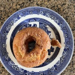 Serres Donut Shop - Pineapple Donut