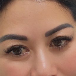 Natural volume lashes Natural volume lashes