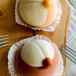 Savorology Artisan Bakery - Corgi butt mochi