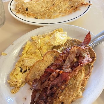 Ho Ho Kafe - French toast, bacon, begs, hash browns - Chinese Near Me - Fresno, California Ho Ho Kafe - French toast, bacon, begs, hash browns - Chinese Near Me - Fresno, California