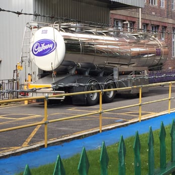 Cadbury World - Cadbury truck - Chocolatiers & Shops Near Me - Birmingham, XGL Cadbury World - Cadbury truck - Chocolatiers & Shops Near Me - Birmingham, XGL