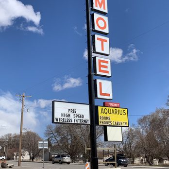 Aquarius Inn & Motel - 03.29.19  21 miles from Capitol Reef National Park - Hotels Near Me - Bicknell, Utah