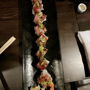 Takara 14 - Onyx Roll - Japanese Near Me - Washington, DC, District of Columbia