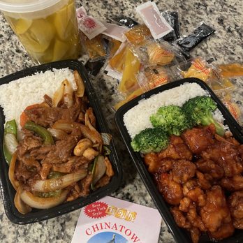 Chinatown Restaurant - Mongolian chicken and orange chicken combinations meals, 26. Wonton Soup - Chinese Near Me - Virginia Beach, Virginia Chinatown Restaurant - Mongolian chicken and orange chicken combinations meals, 26. Wonton Soup - Chinese Near Me - Virginia Beach, Virginia