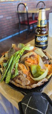 Mariscos Huatulco by null
