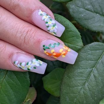 Friendly Nails - Danny can pretty much paint anything! And he's fast! - Nail Salons Near Me - Kailua, Hawaii