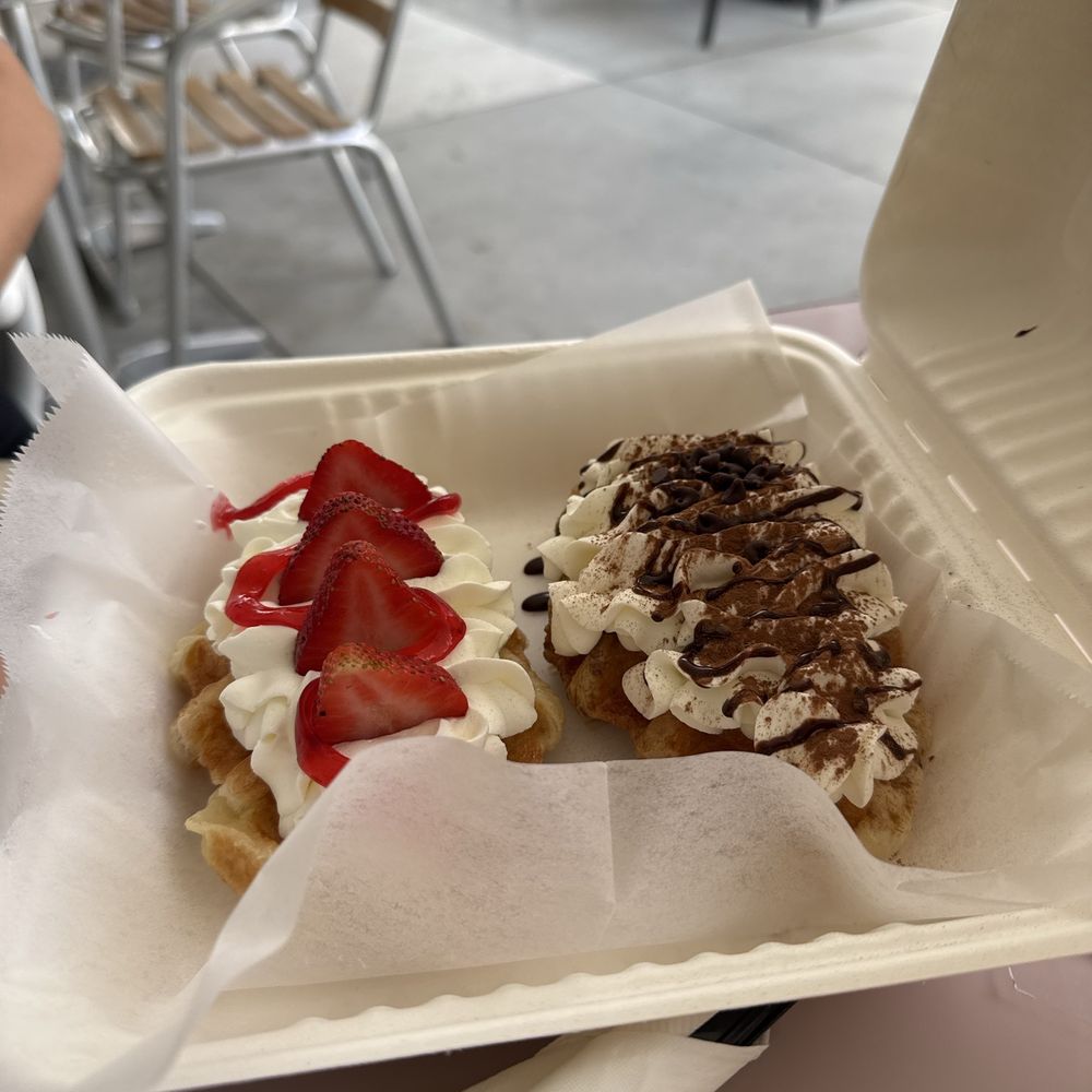 Don Melt - Tiramisu & strawberry cheesecake croffle - Coffee & Tea Near Me - Buena Park, California