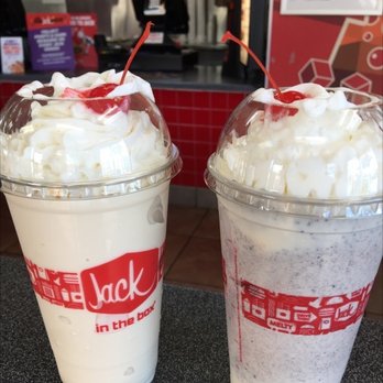 Jack in the Box - Large Oreo & Vanilla shake sooo thick "Old Fashion Thick Shakes":) - Fast Food Near Me - Banning, California