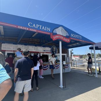Captain Scott's Lobster Dock - Seafood Near Me - New London, Connecticut Captain Scott's Lobster Dock - Seafood Near Me - New London, Connecticut