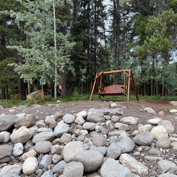 Baker Creek Mountain Resort - Resorts Near Me - Lake Louise, Alberta