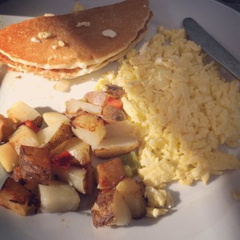 Creekside Garden Cafe - Breakfast & Brunch Near Me - Cambria, California Creekside Garden Cafe - Breakfast & Brunch Near Me - Cambria, California