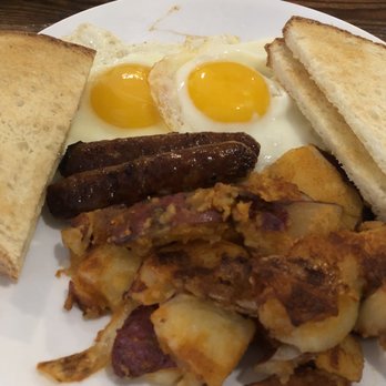@Union - Farmers Eggs, sunny side up, white toast, with Sausages - Breakfast & Brunch Near Me - Allston, Massachusetts @Union - Farmers Eggs, sunny side up, white toast, with Sausages - Breakfast & Brunch Near Me - Allston, Massachusetts