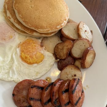 Kukui’s on Kalapaki Beach - Buffets Near Me - Lihue, Hawaii