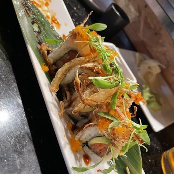 Kai Ola Sushi - Sushi roll (can't remember the name) - Sushi Bars Near Me - Encinitas, California