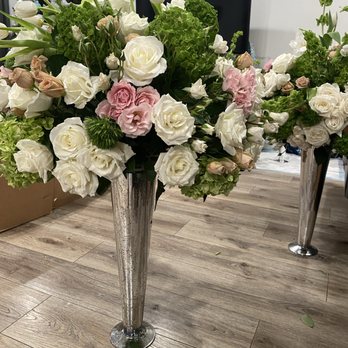 Ritsa Flowers - Floral Designers Near Me - Reseda, California Ritsa Flowers - Floral Designers Near Me - Reseda, California