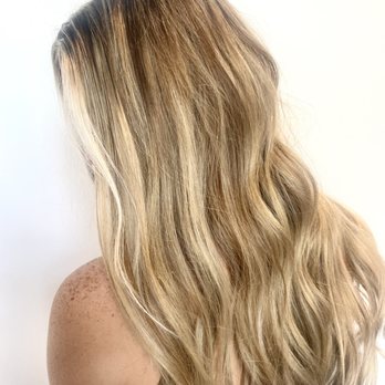 Natalie Carmichael Hairstylist - Full Balayage - Hair Stylists Near Me - Franklin, Tennessee Natalie Carmichael Hairstylist - Full Balayage - Hair Stylists Near Me - Franklin, Tennessee