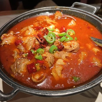 Cheli - Pork intestines & chicken in casserole - Shanghainese Near Me - New York, New York Cheli - Pork intestines & chicken in casserole - Shanghainese Near Me - New York, New York