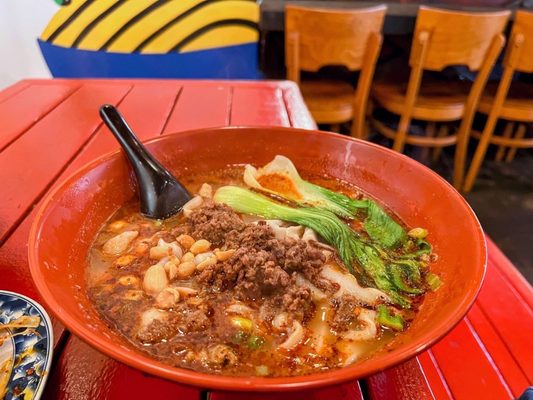 Huangcheng Noodle House 山西刀削面 by null